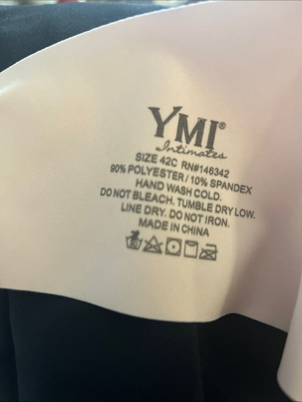 YMI Black and Light Pink Everyday Bra Size 42c